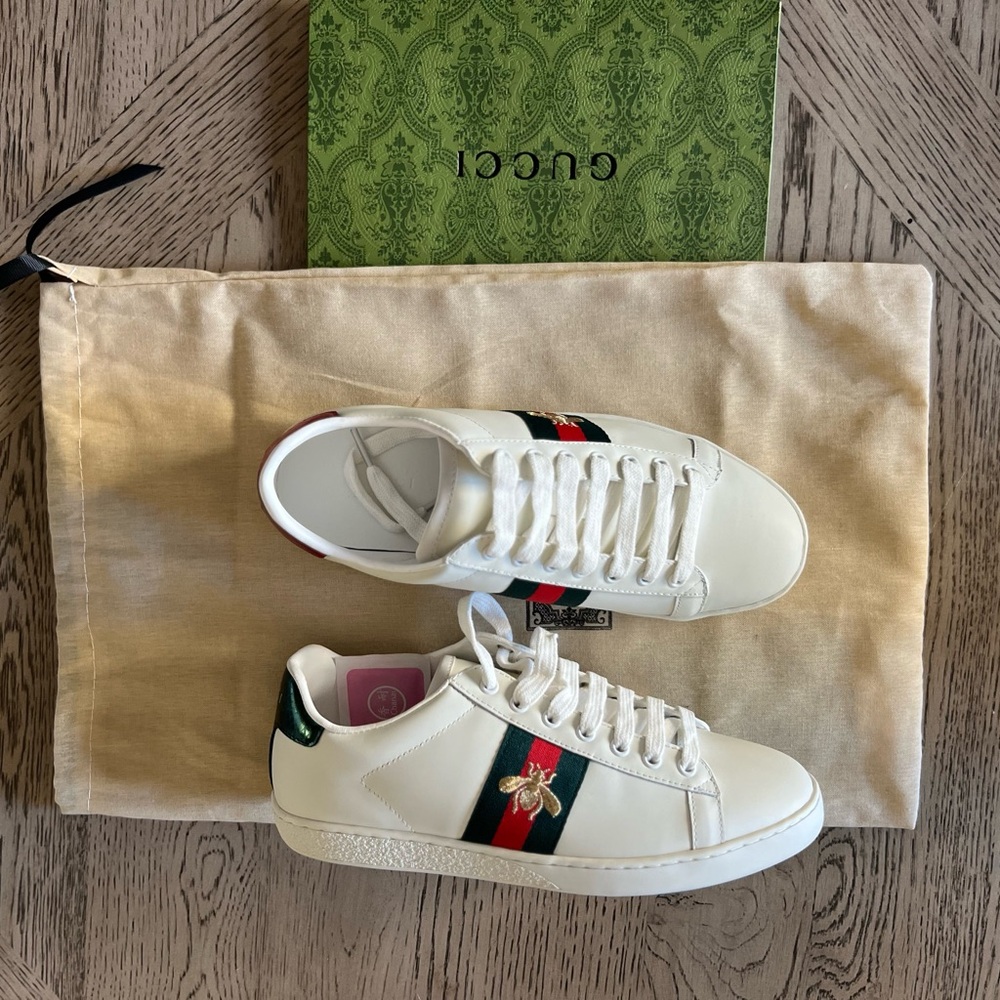 Gucci White Sneakers with Green and Red Accents